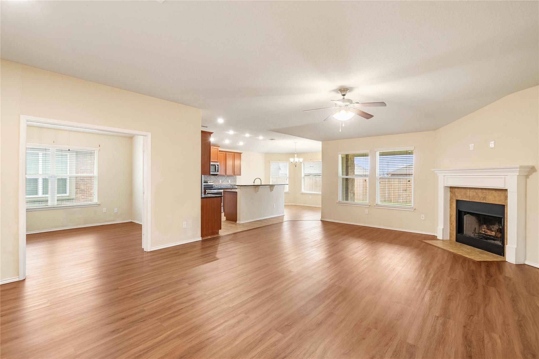 9405 Cricket Dr, Killeen, TX 76542