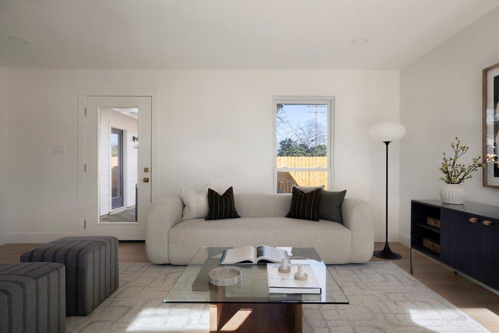 2108 Lanier Dr, Austin, TX 78757