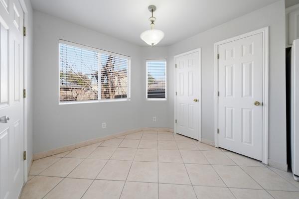 1512 Parkfield Cir, Round Rock, TX 78664