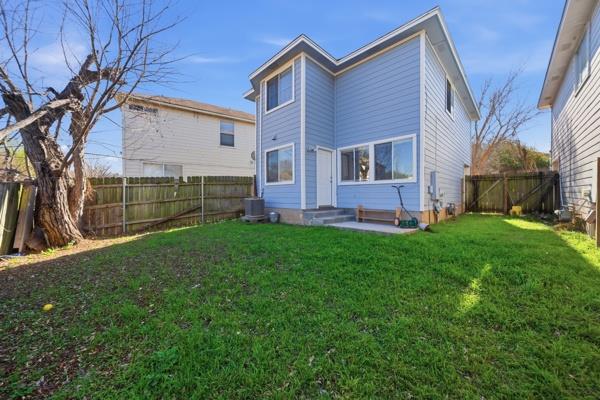 1512 Parkfield Cir, Round Rock, TX 78664