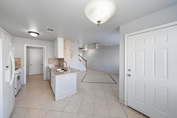 1512 Parkfield Cir, Round Rock, TX 78664