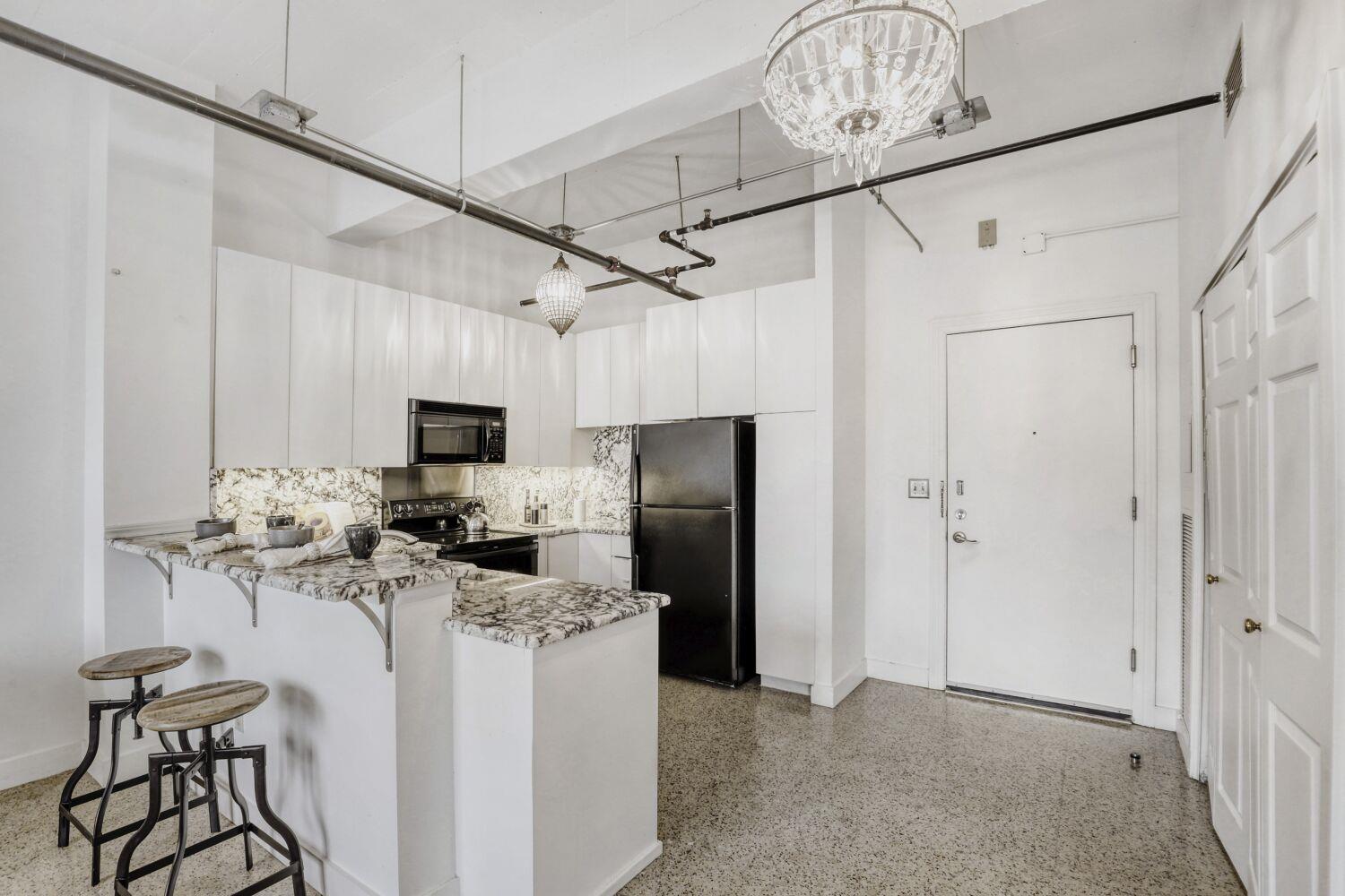 710 Colorado St # 4G, Austin, TX 78701