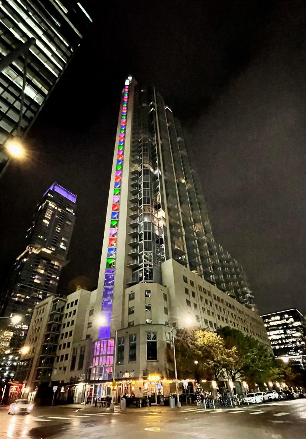 360 Nueces St # 1405, Austin, TX 78701