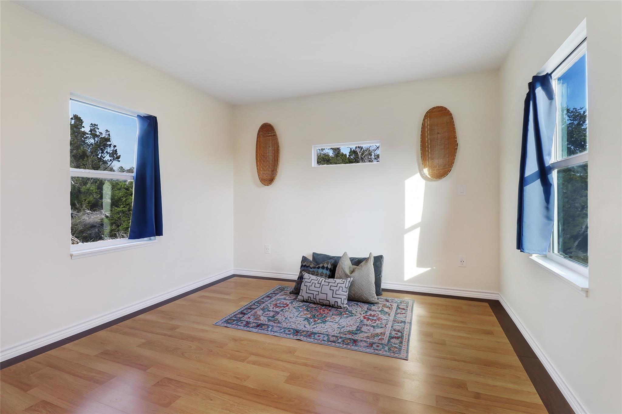 901 Thurman Rd, San Marcos, TX 78666