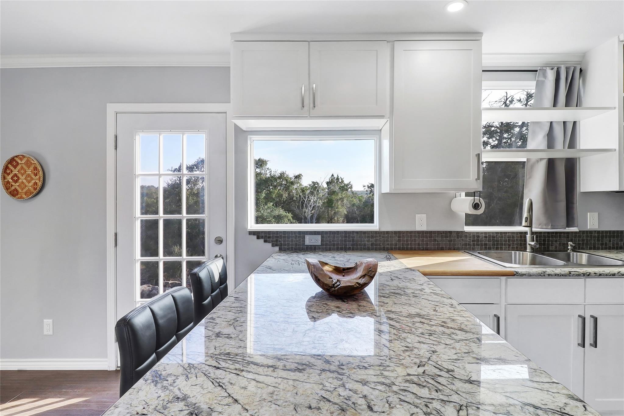 901 Thurman Rd, San Marcos, TX 78666