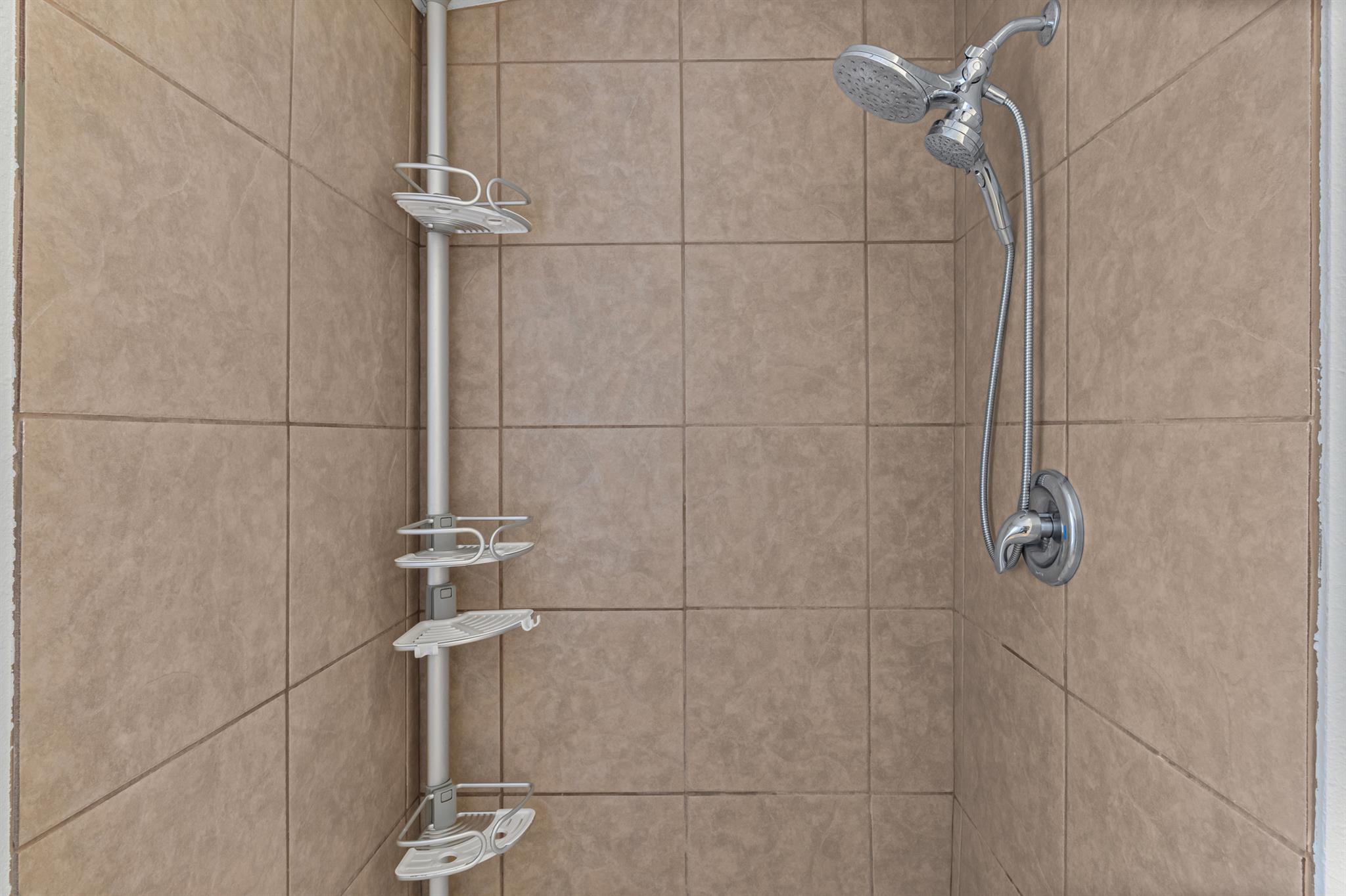 84 Waller St, Austin, TX 78702