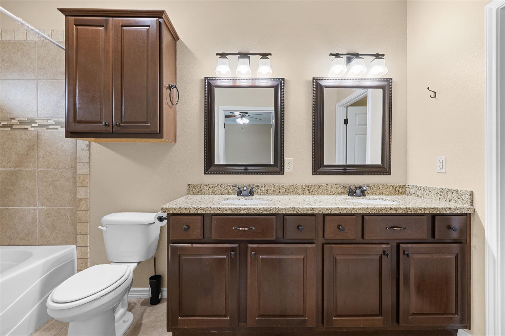 1006 Meadow Wood, Caldwell, TX 77836