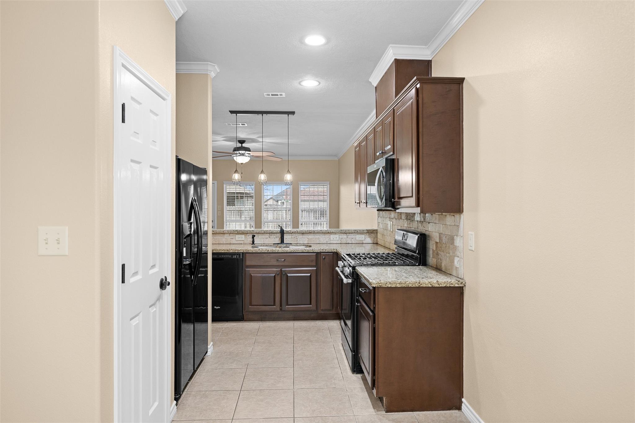 1006 Meadow Wood, Caldwell, TX 77836