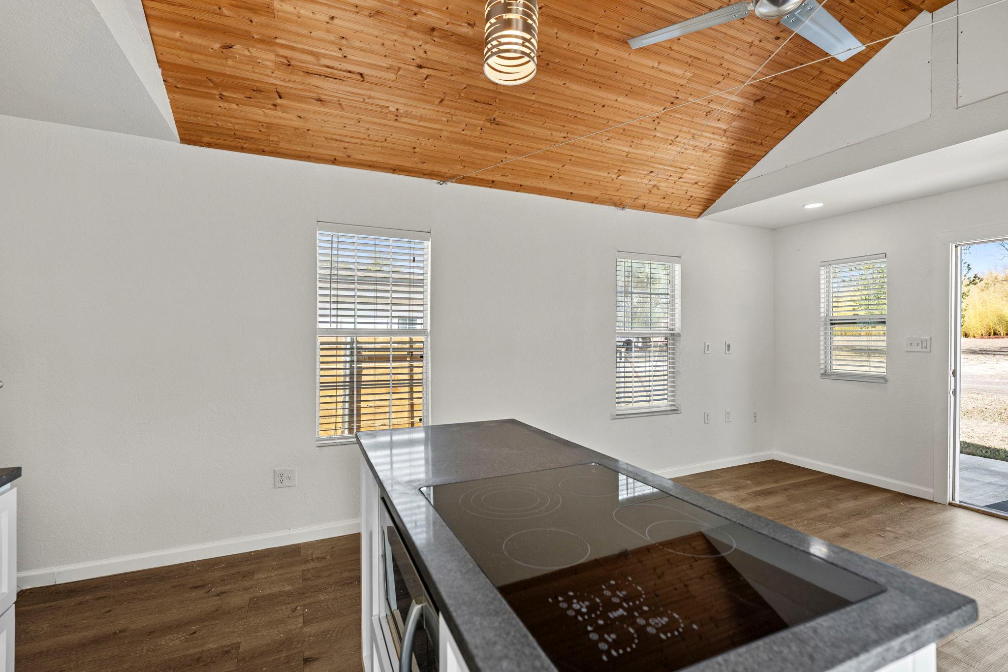 13415 Crane Rd, Buda, TX 78610