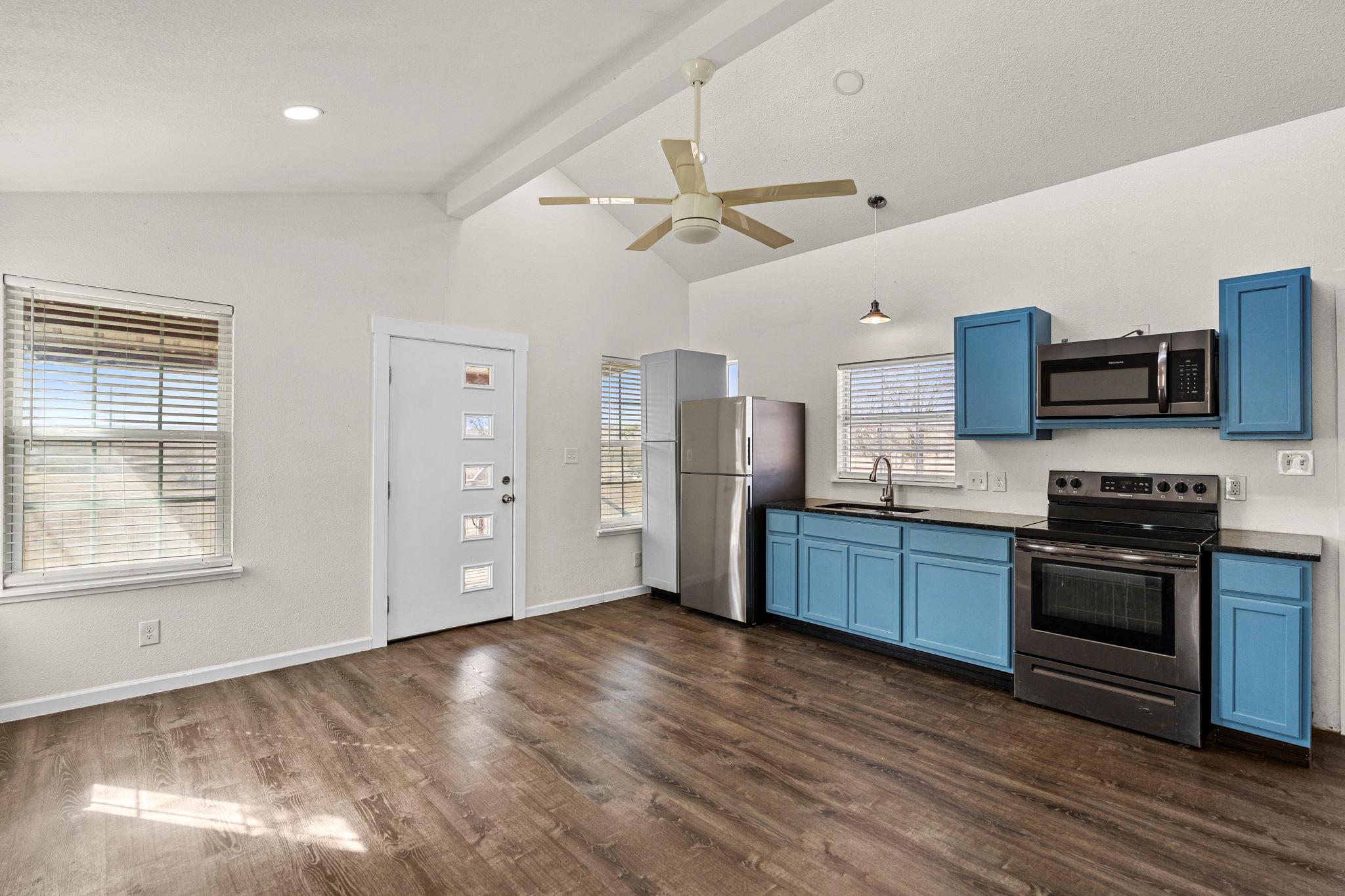 13415 Crane Rd, Buda, TX 78610