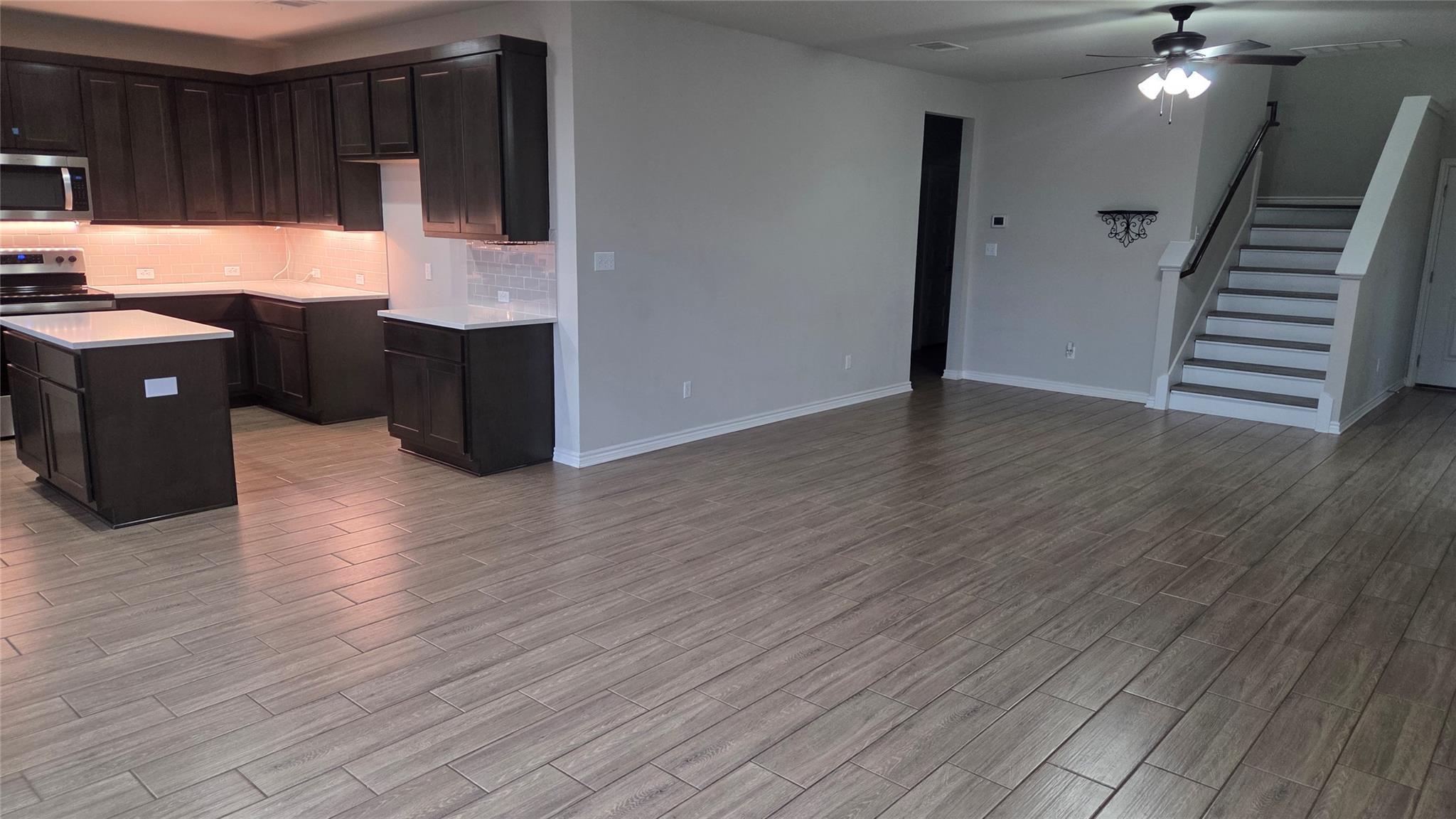 232 Syrah Ct, Leander, TX 78641