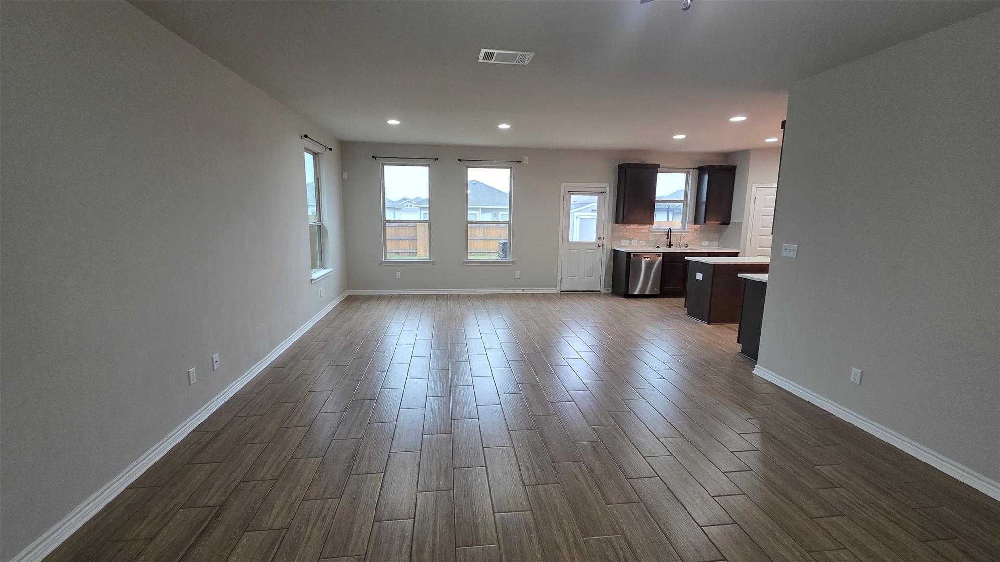 232 Syrah Ct, Leander, TX 78641