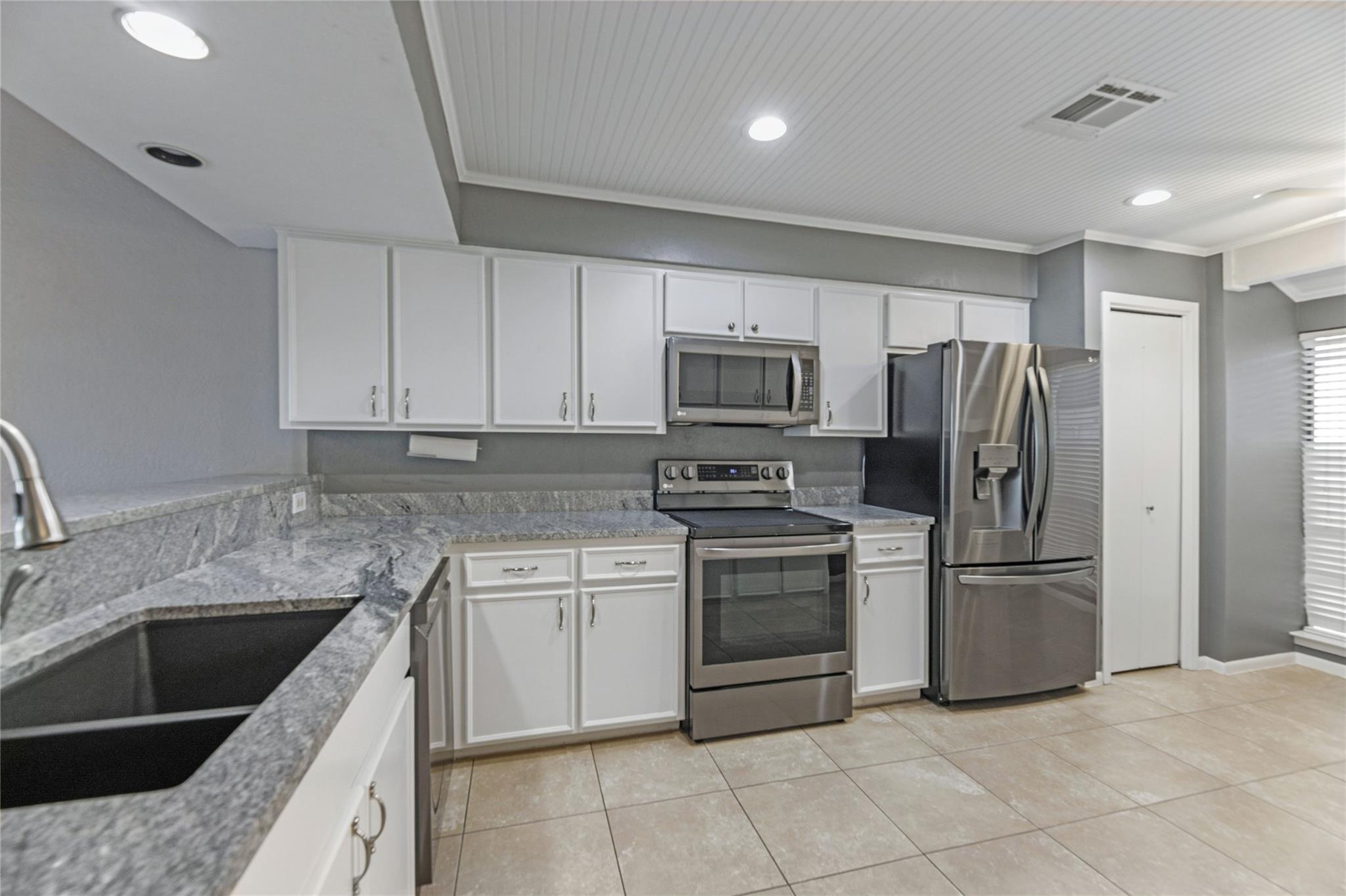 409 Hi There # M, Horseshoe Bay, TX 78657