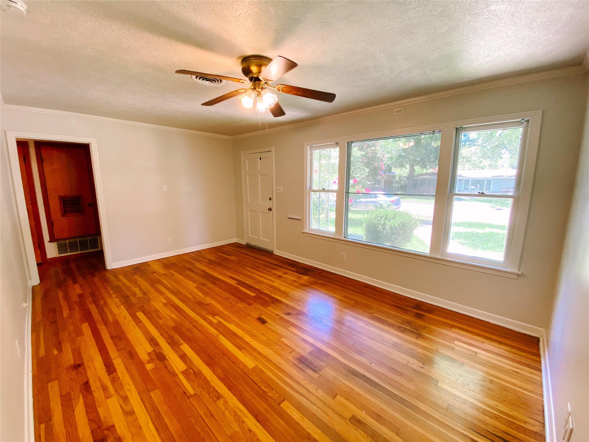 1808 Princeton Ave, Austin, TX 78757