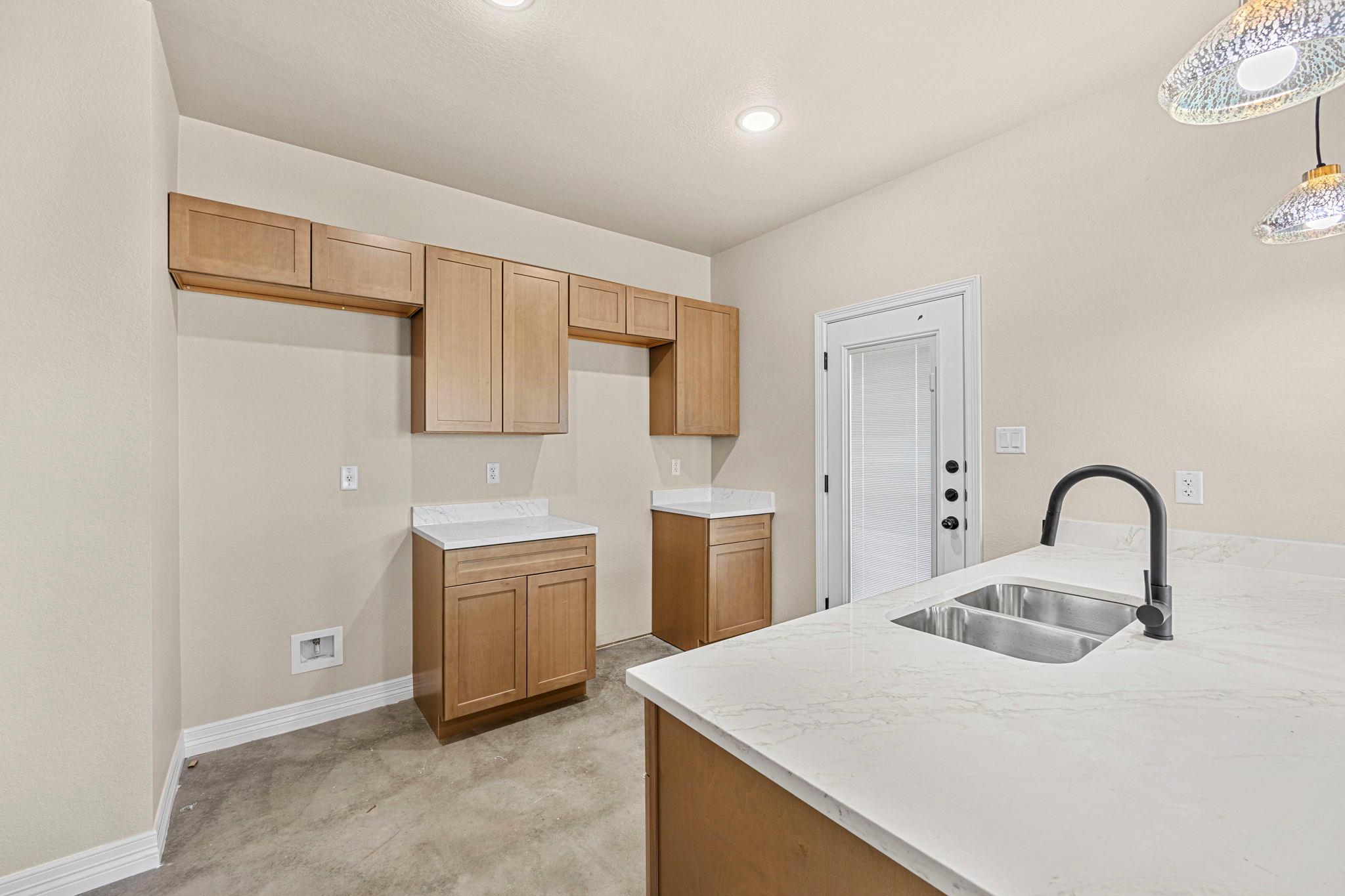 1315 Lone Pine Way, Killeen, TX 76543