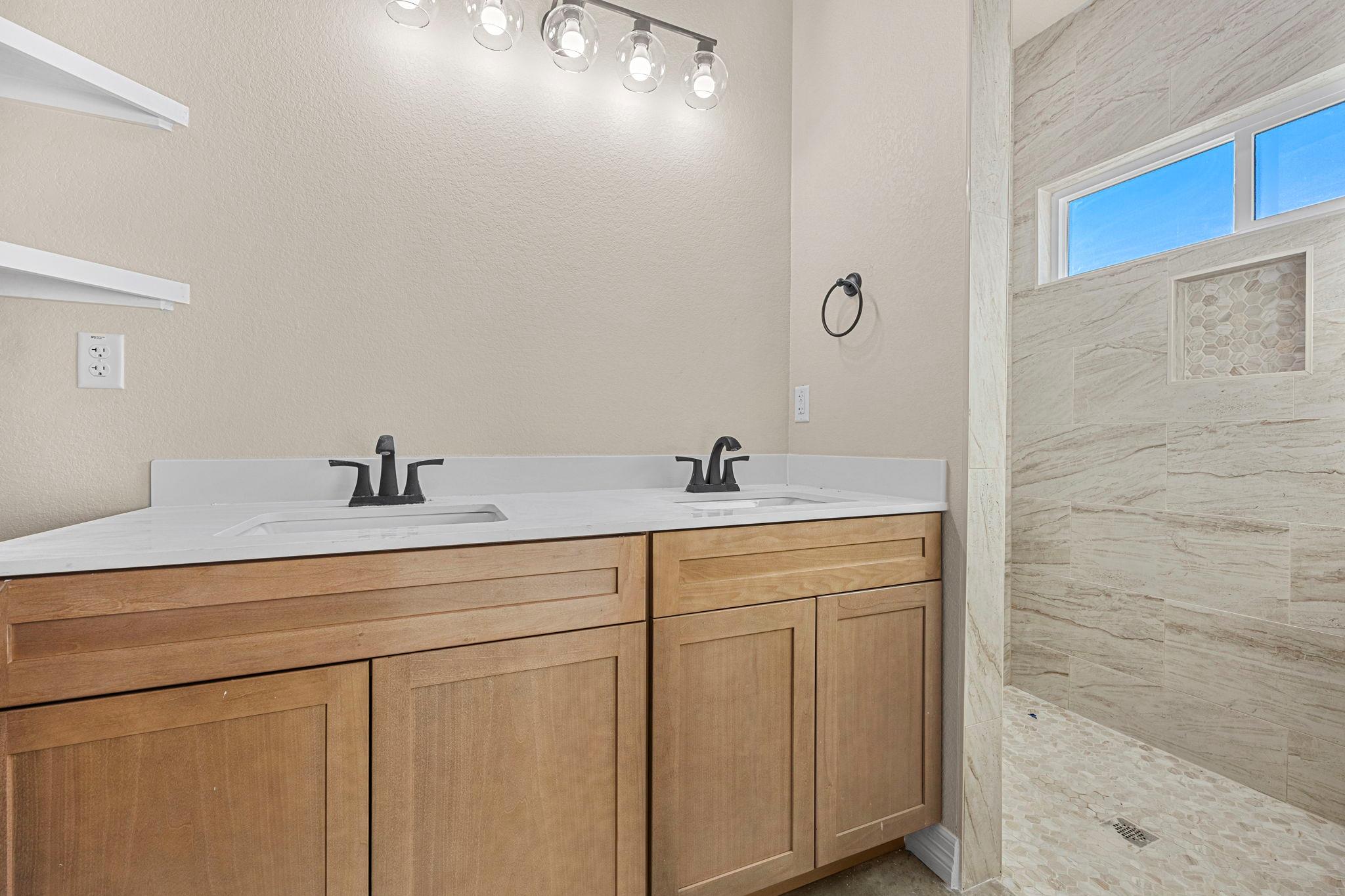 1315 Lone Pine Way, Killeen, TX 76543