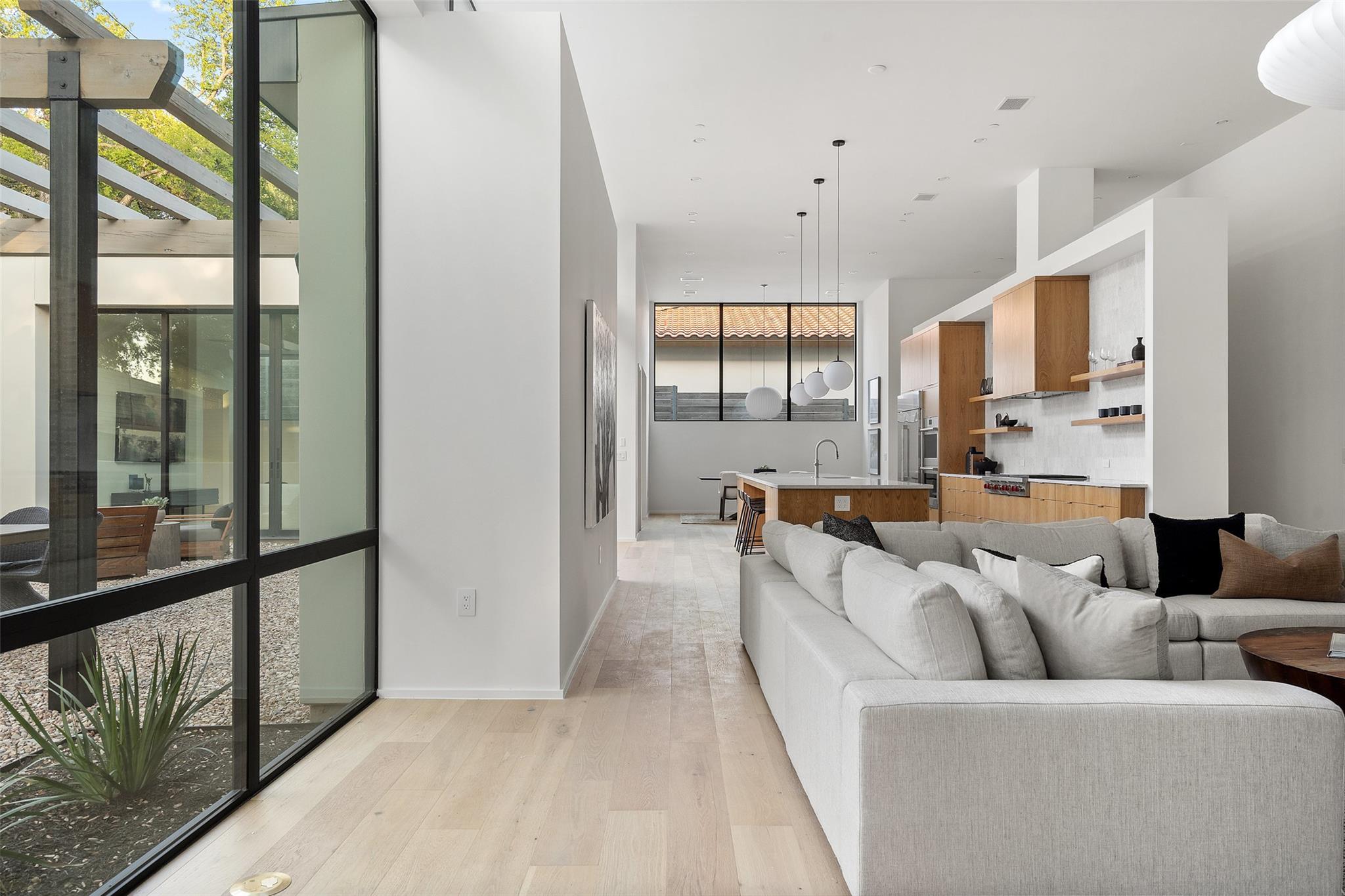 2704 Mountain Laurel Dr, Austin, TX 78703