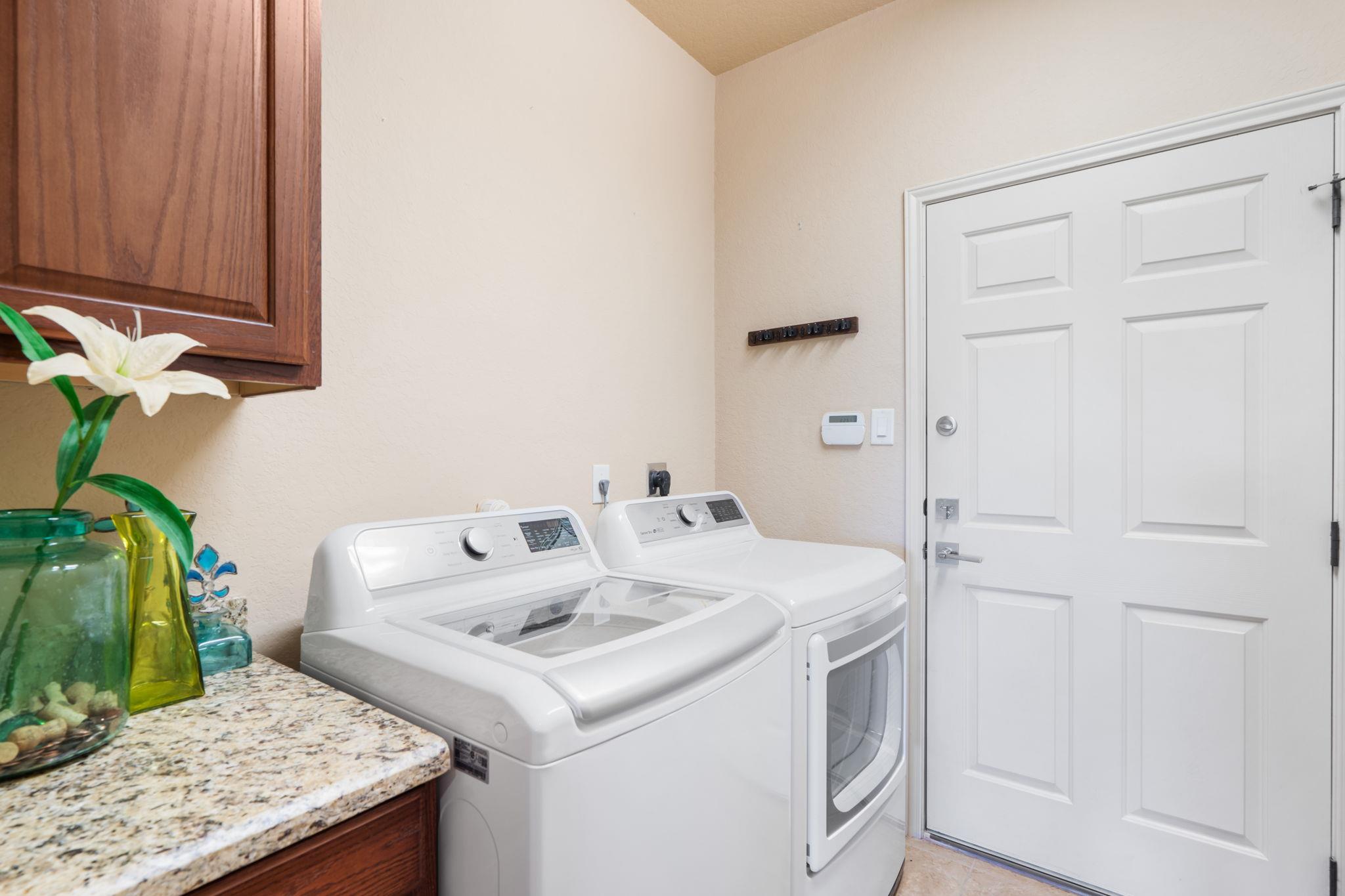 970 Parkview Dr, Canyon Lake, TX 78133