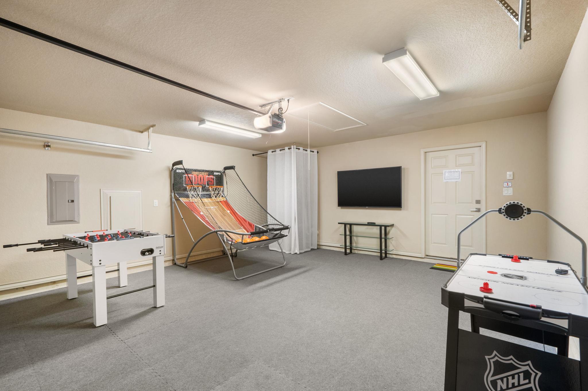 970 Parkview Dr, Canyon Lake, TX 78133