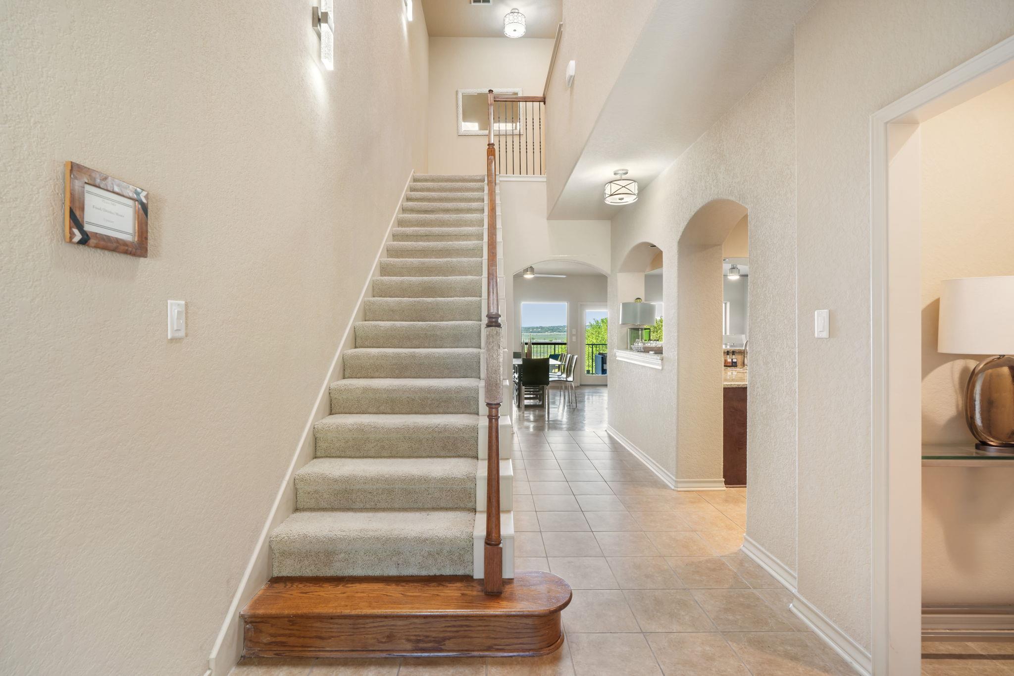 970 Parkview Dr, Canyon Lake, TX 78133