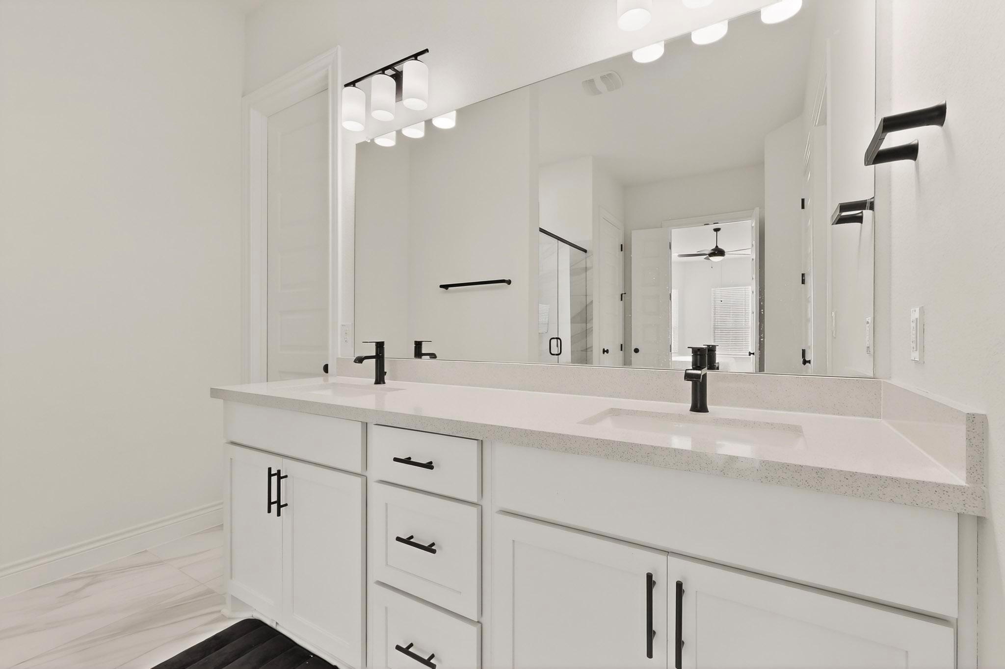 2121 LOLO Ln, Leander, TX 78641