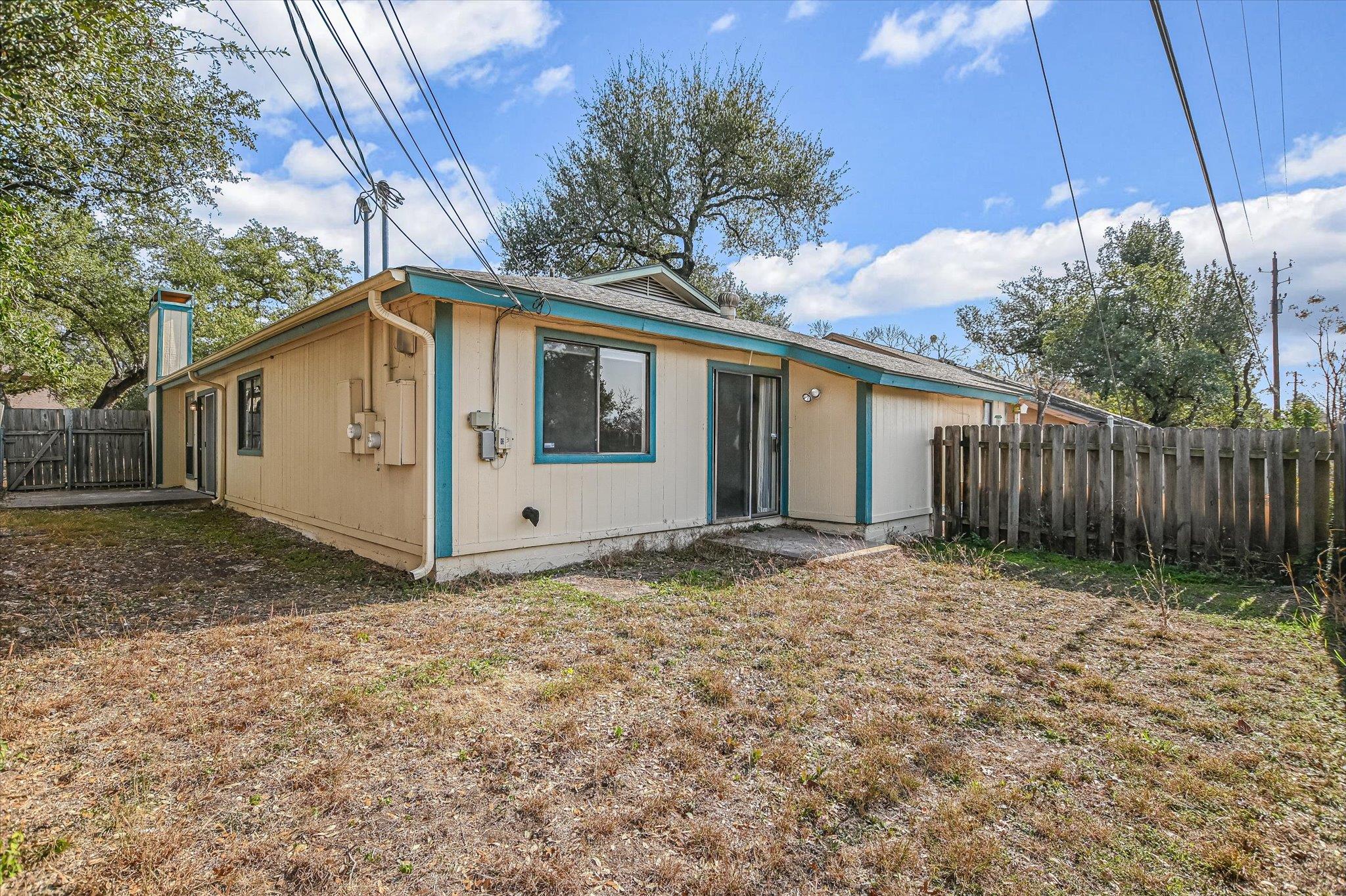 8415 FATHOM Cir # B, Austin, TX 78750