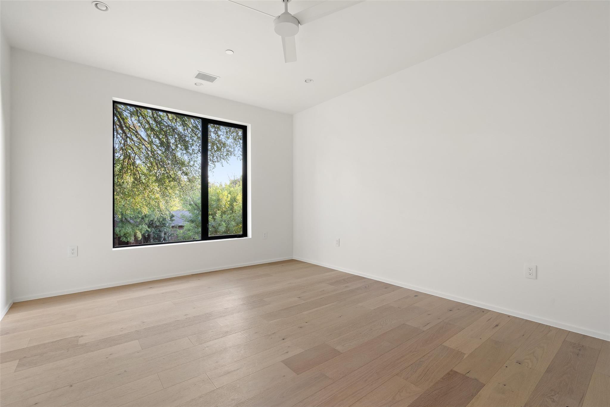 2704 Mountain Laurel Dr, Austin, TX 78703