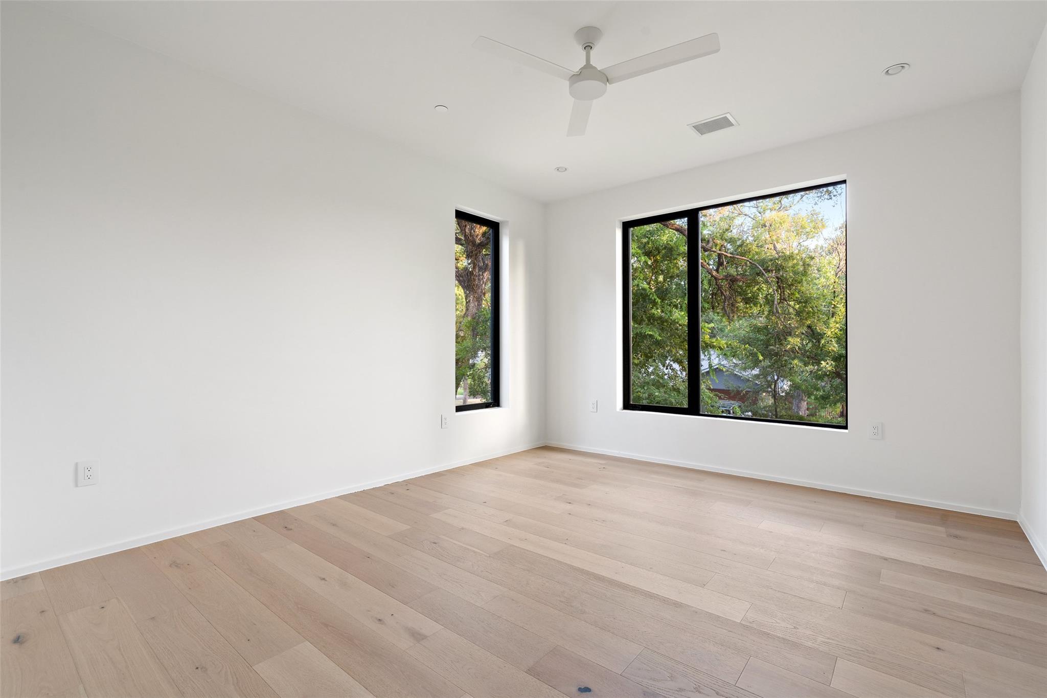 2704 Mountain Laurel Dr, Austin, TX 78703