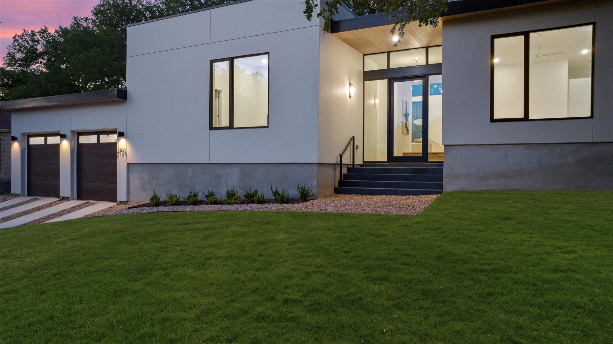 2704 Mountain Laurel Dr, Austin, TX 78703