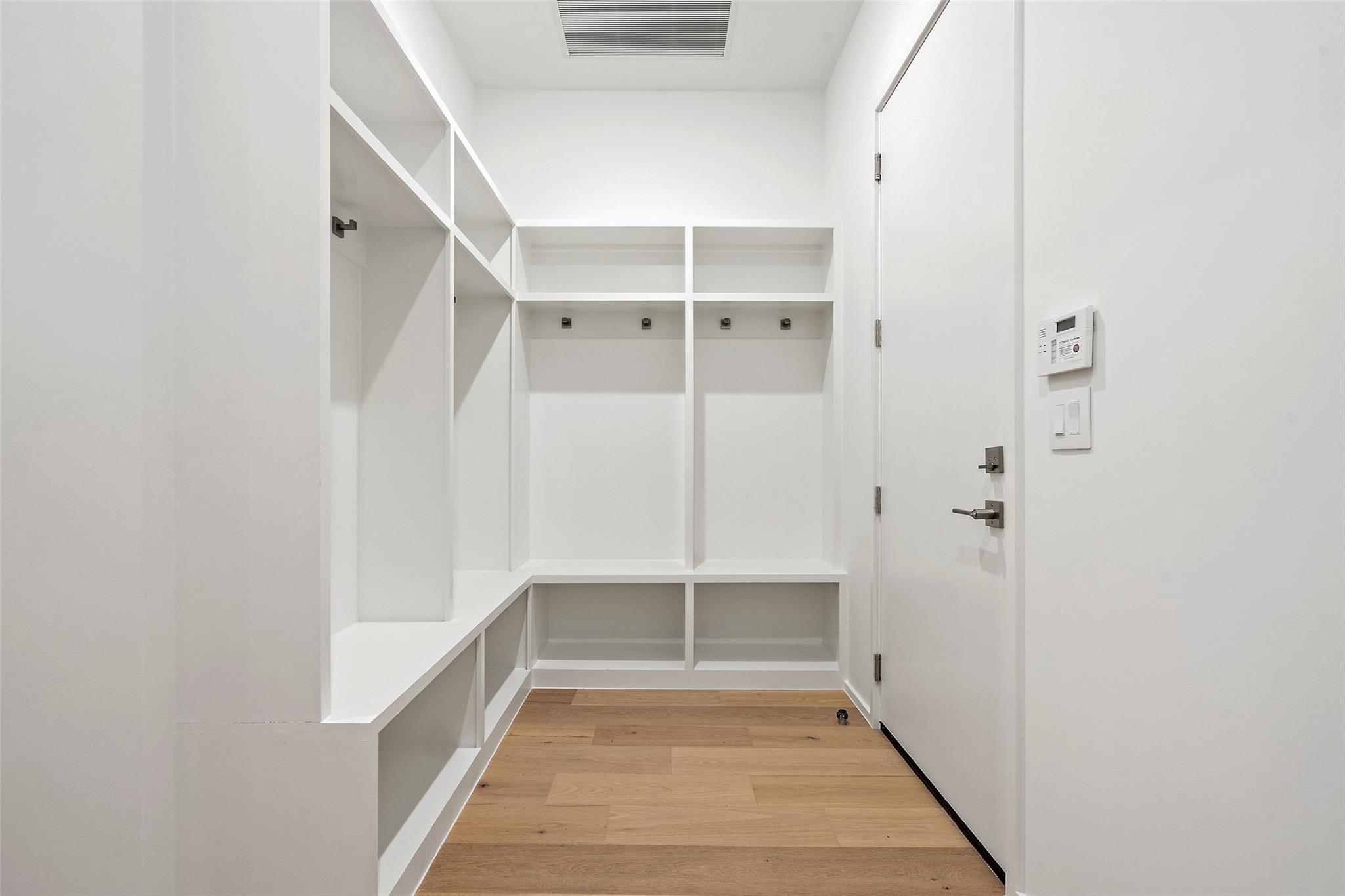 2704 Mountain Laurel Dr, Austin, TX 78703