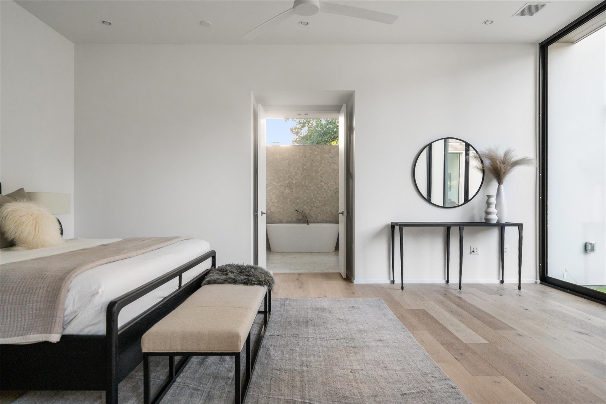 2704 Mountain Laurel Dr, Austin, TX 78703