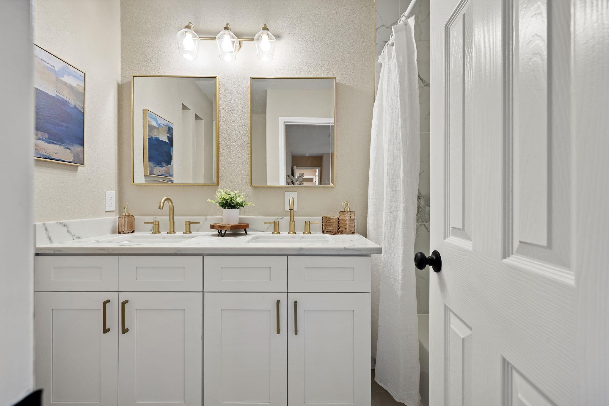 2034 Buckley Ln, Round Rock, TX 78664