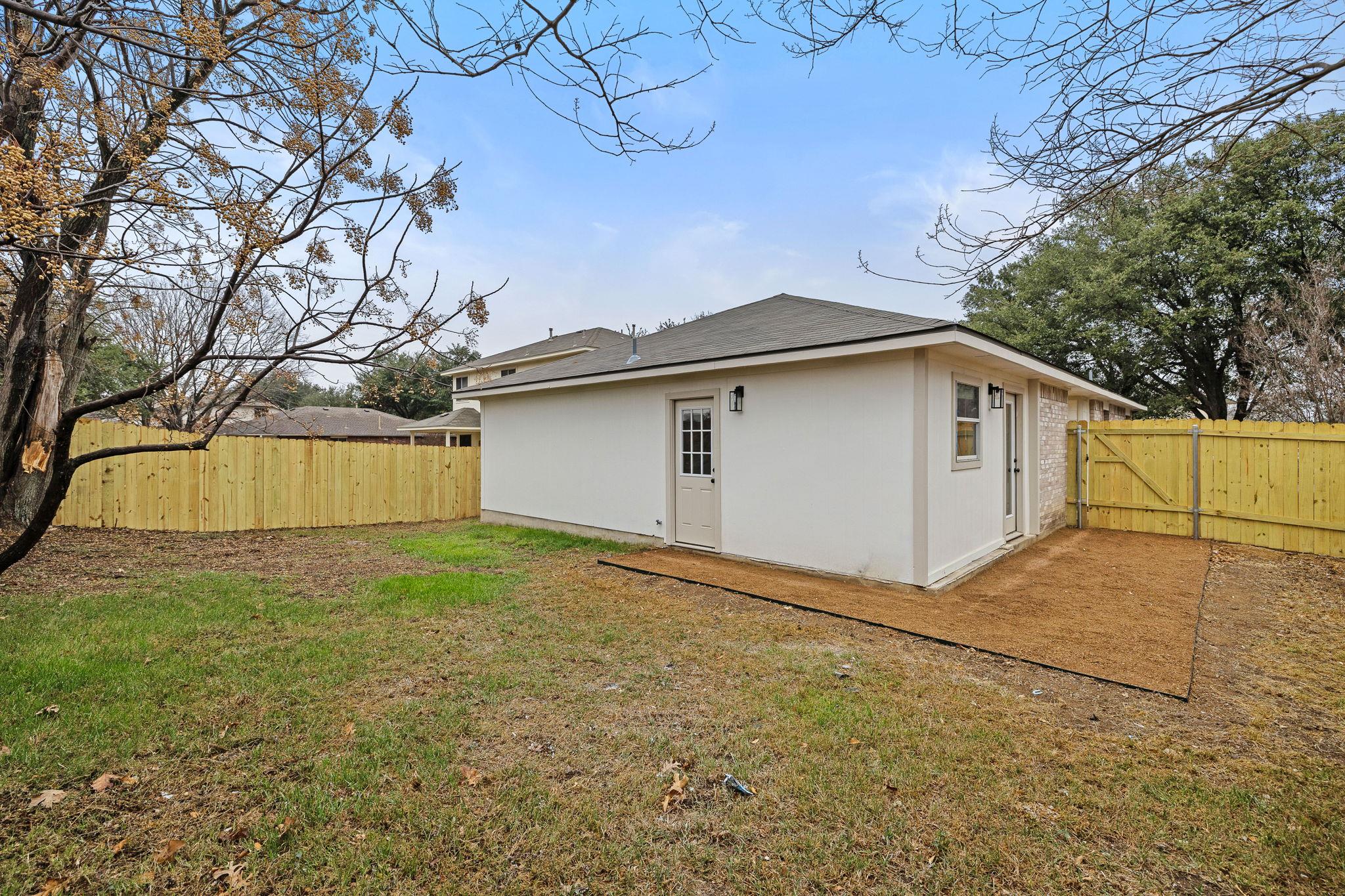 2034 Buckley Ln, Round Rock, TX 78664