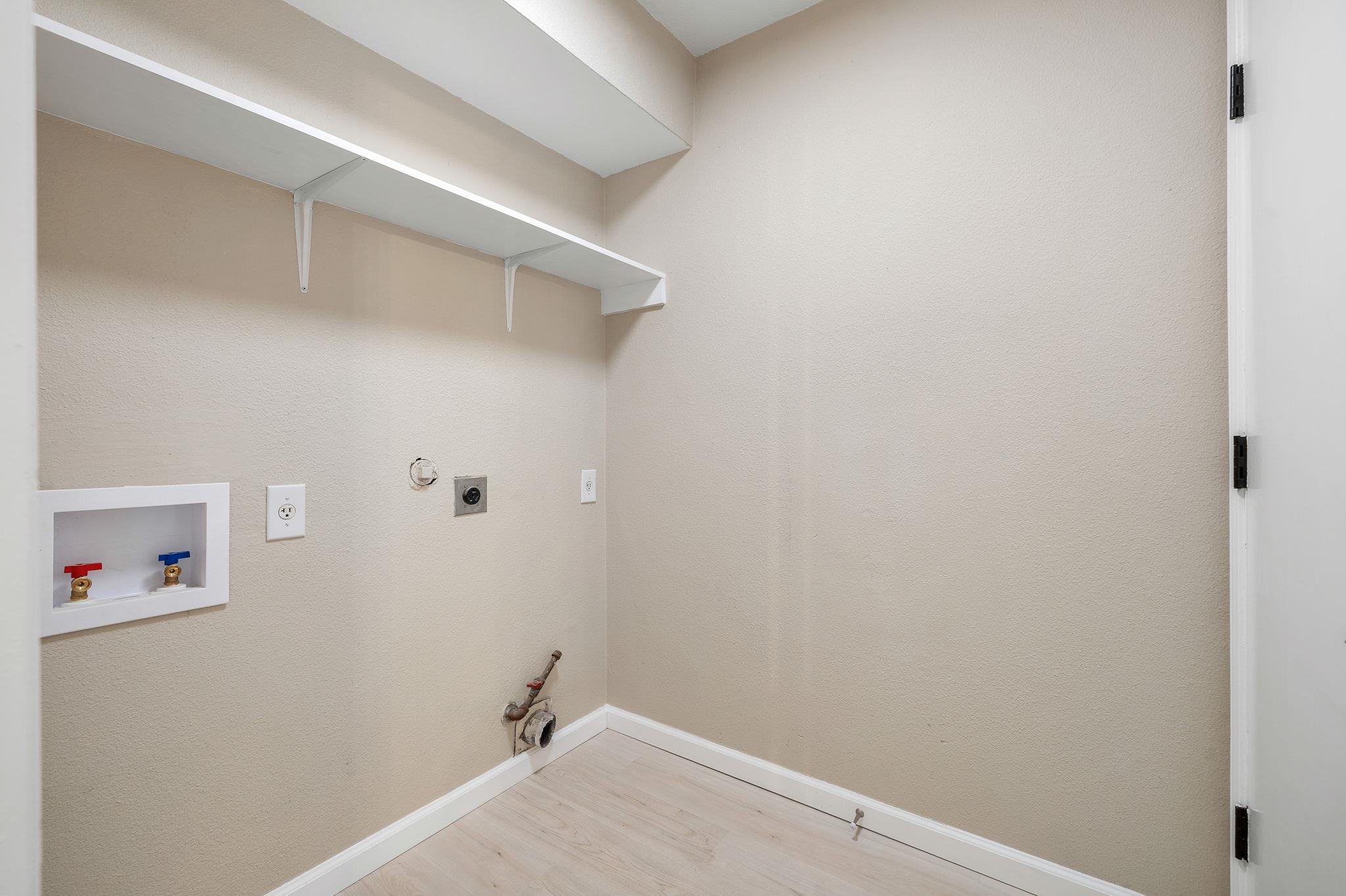 2034 Buckley Ln, Round Rock, TX 78664