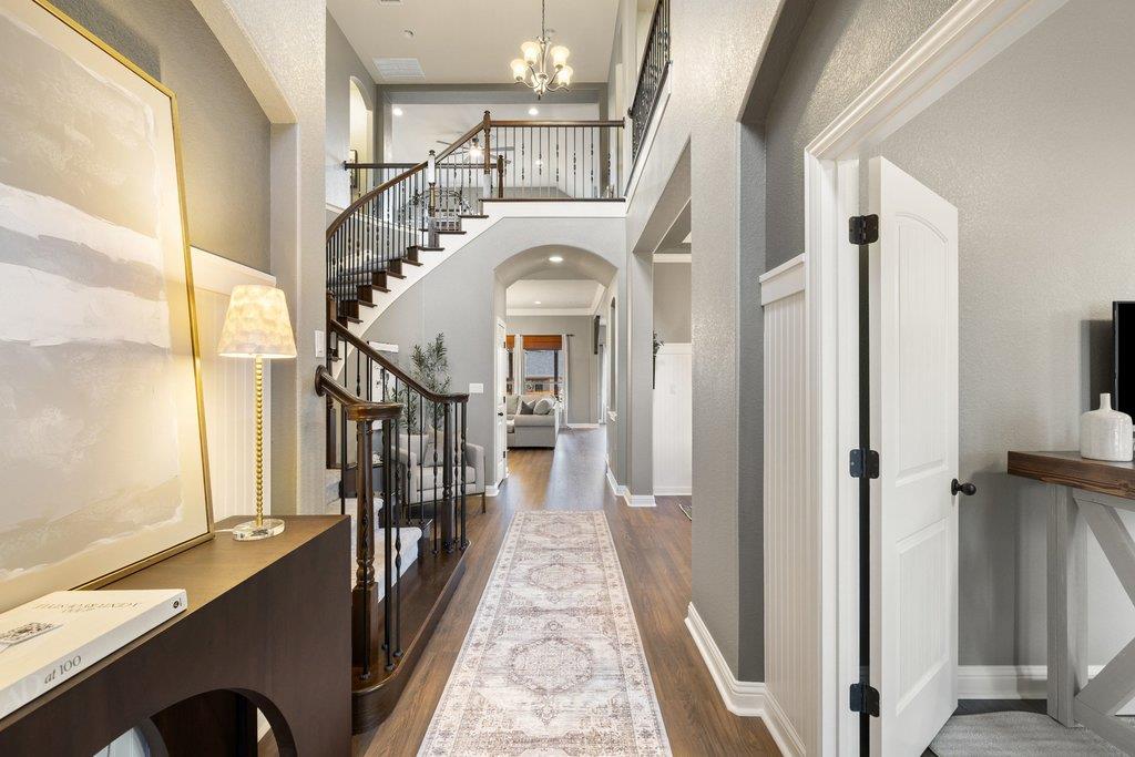 18112 Lipan Apache Cv, Austin, TX 78738