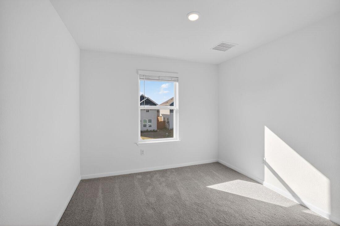 5921 Jennifer Pasture Path, Del Valle, TX 78617