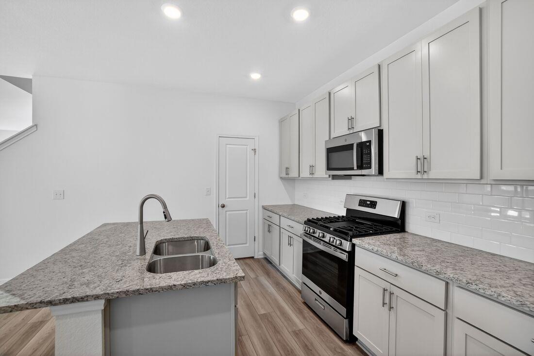 5921 Jennifer Pasture Path, Del Valle, TX 78617