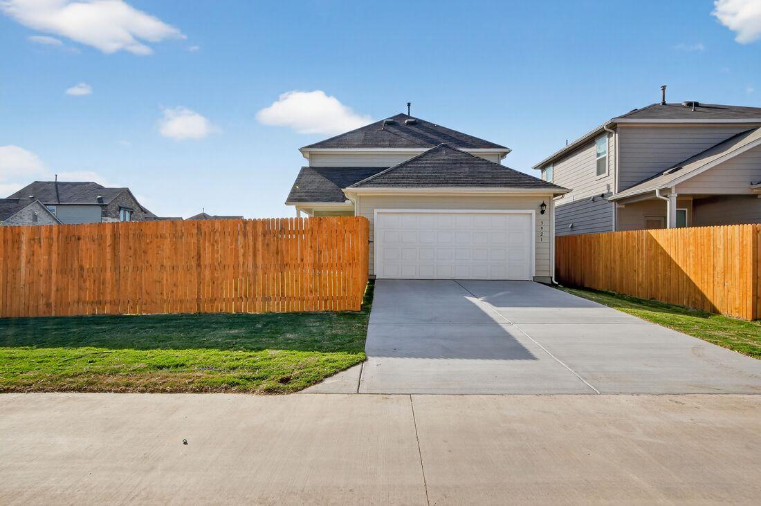 5921 Jennifer Pasture Path, Del Valle, TX 78617