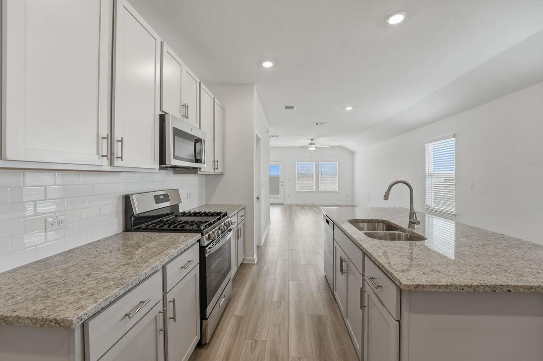 14325 Axel Johanson Dr, Del Valle, TX 78617