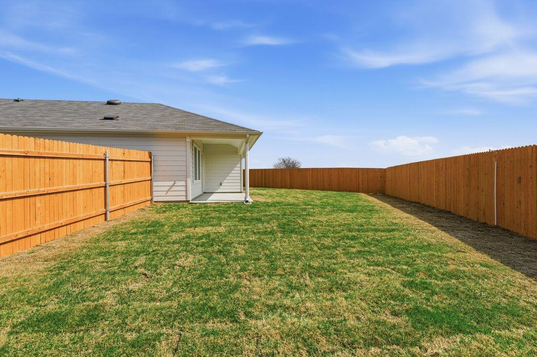 14325 Axel Johanson Dr, Del Valle, TX 78617