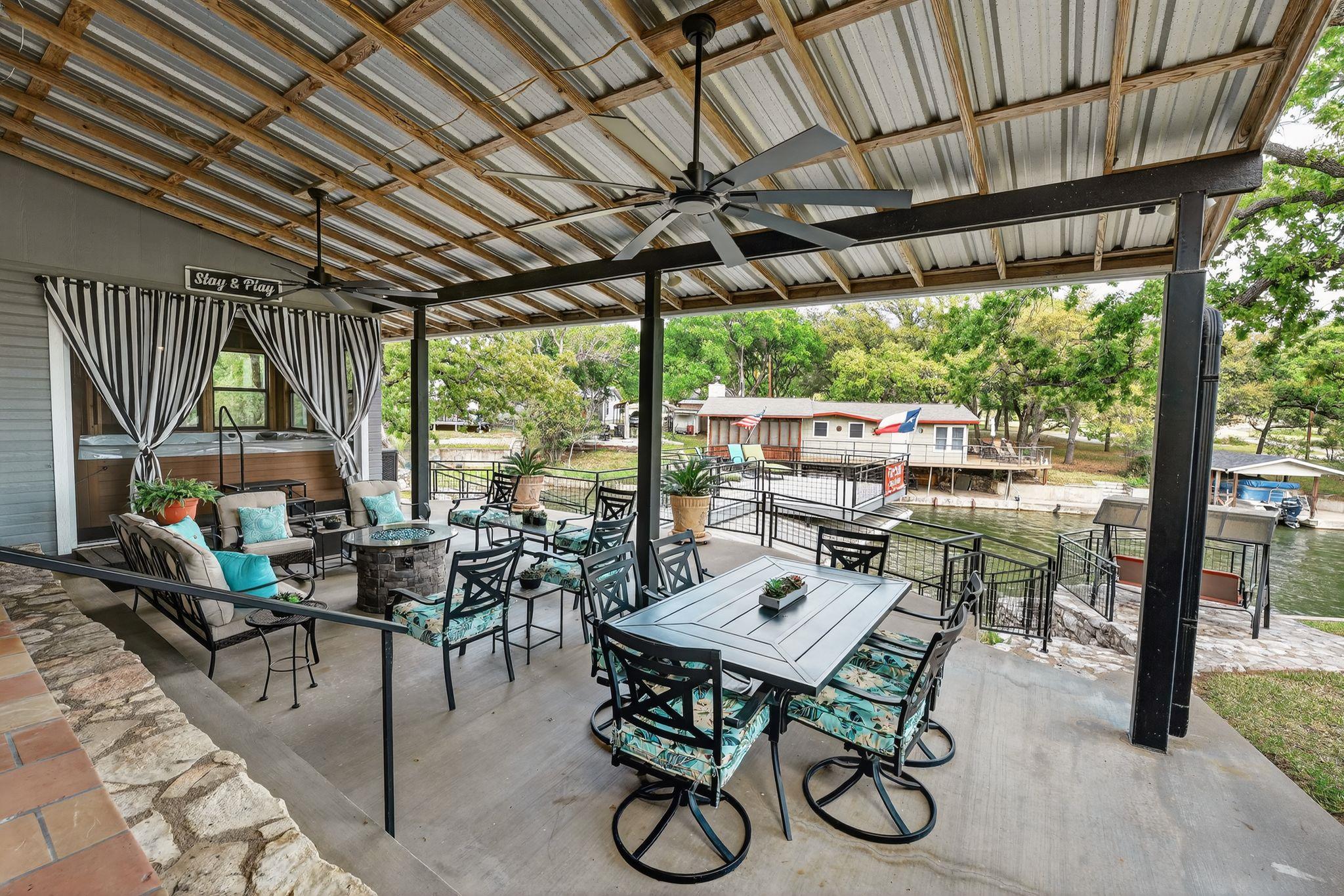 1104 Hill Circle West Dr, Granite Shoals, TX 78654