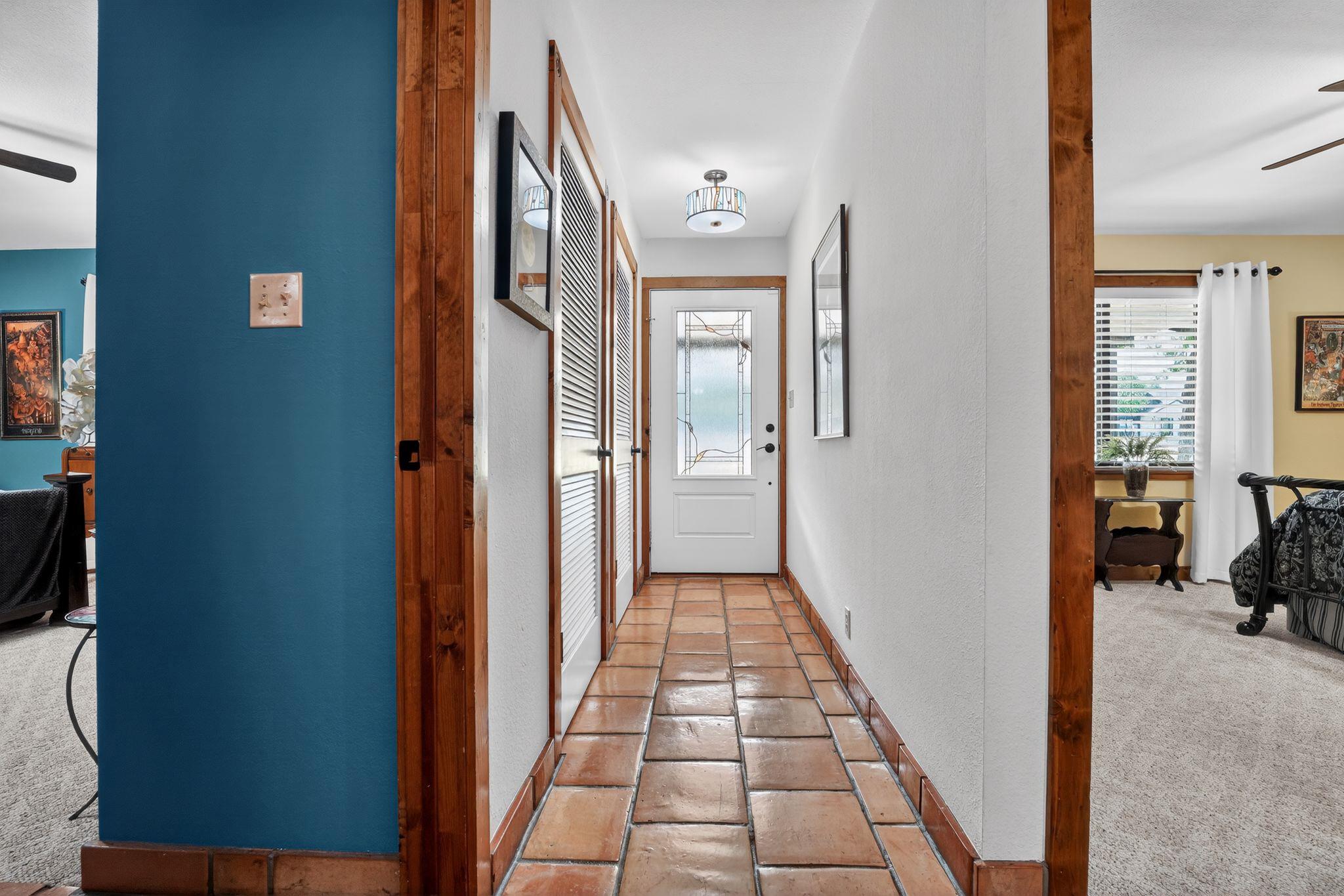 1104 Hill Circle West Dr, Granite Shoals, TX 78654