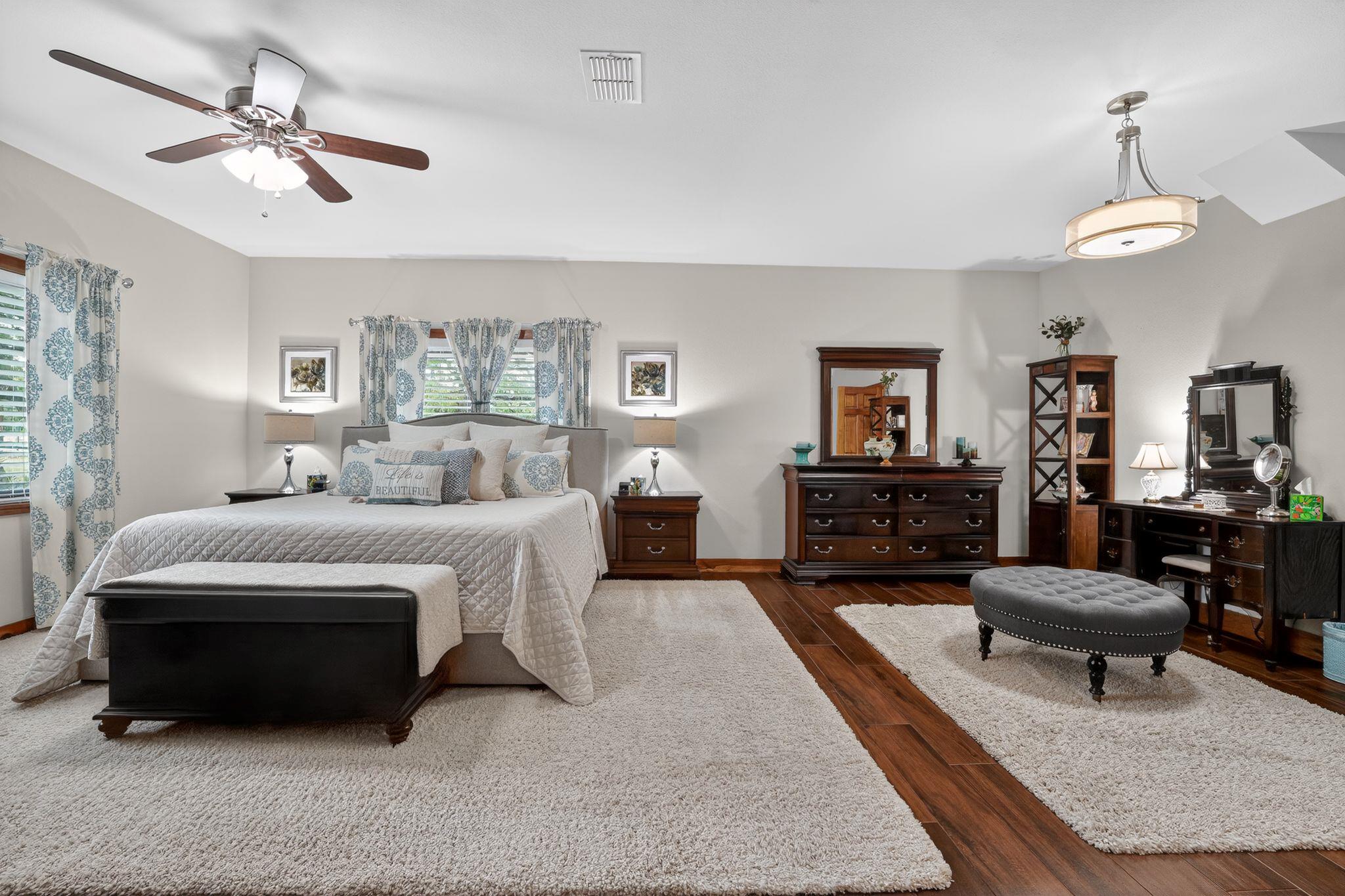 1104 Hill Circle West Dr, Granite Shoals, TX 78654