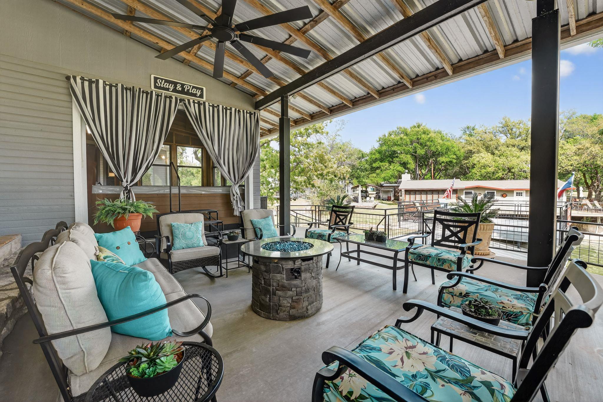 1104 Hill Circle West Dr, Granite Shoals, TX 78654