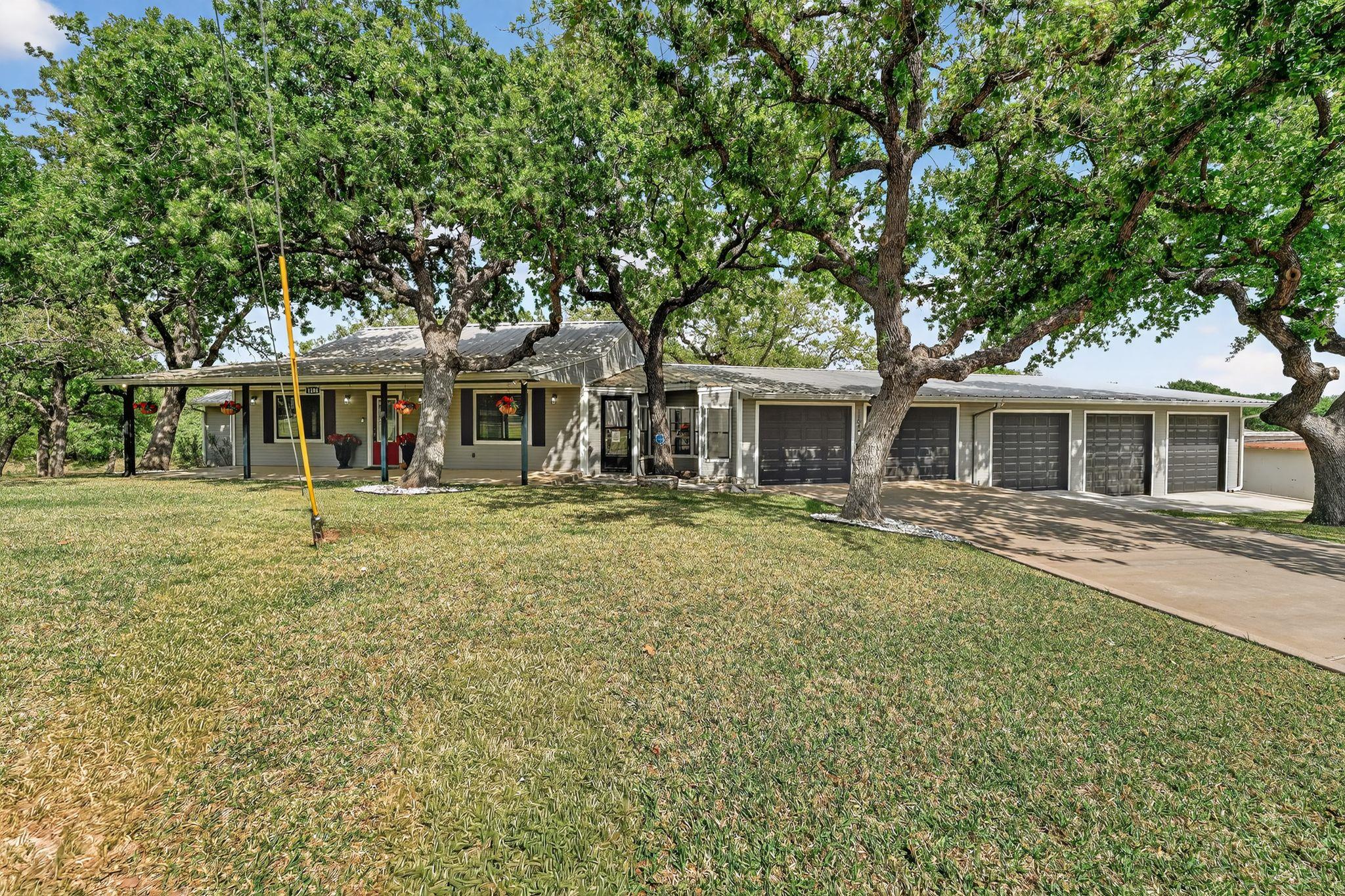 1104 Hill Circle West Dr, Granite Shoals, TX 78654