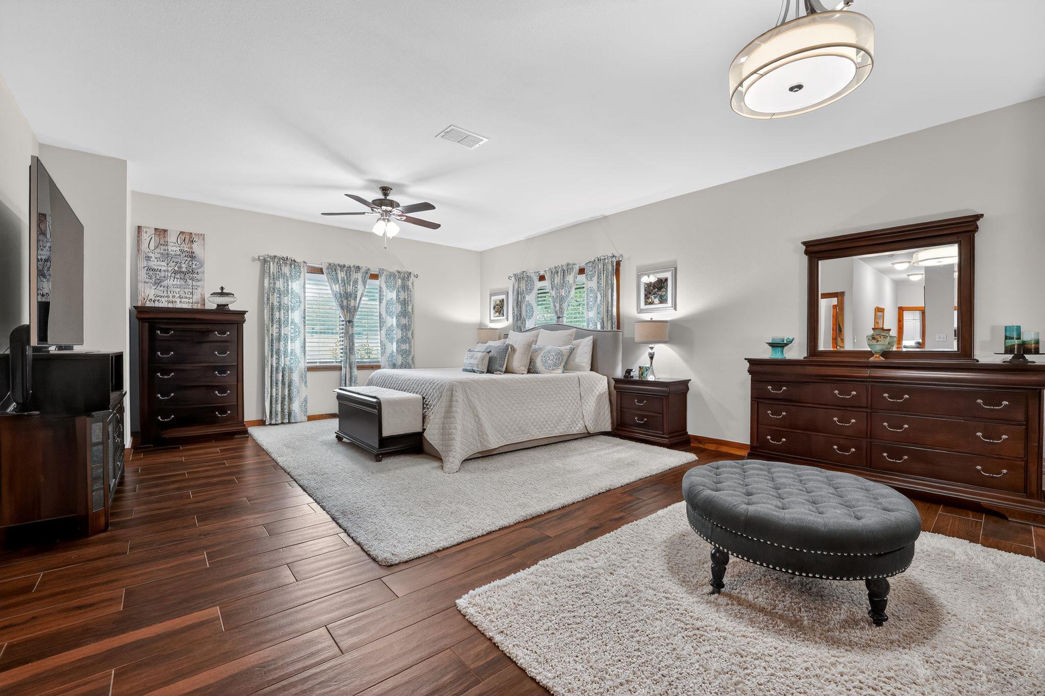 1104 Hill Circle West Dr, Granite Shoals, TX 78654