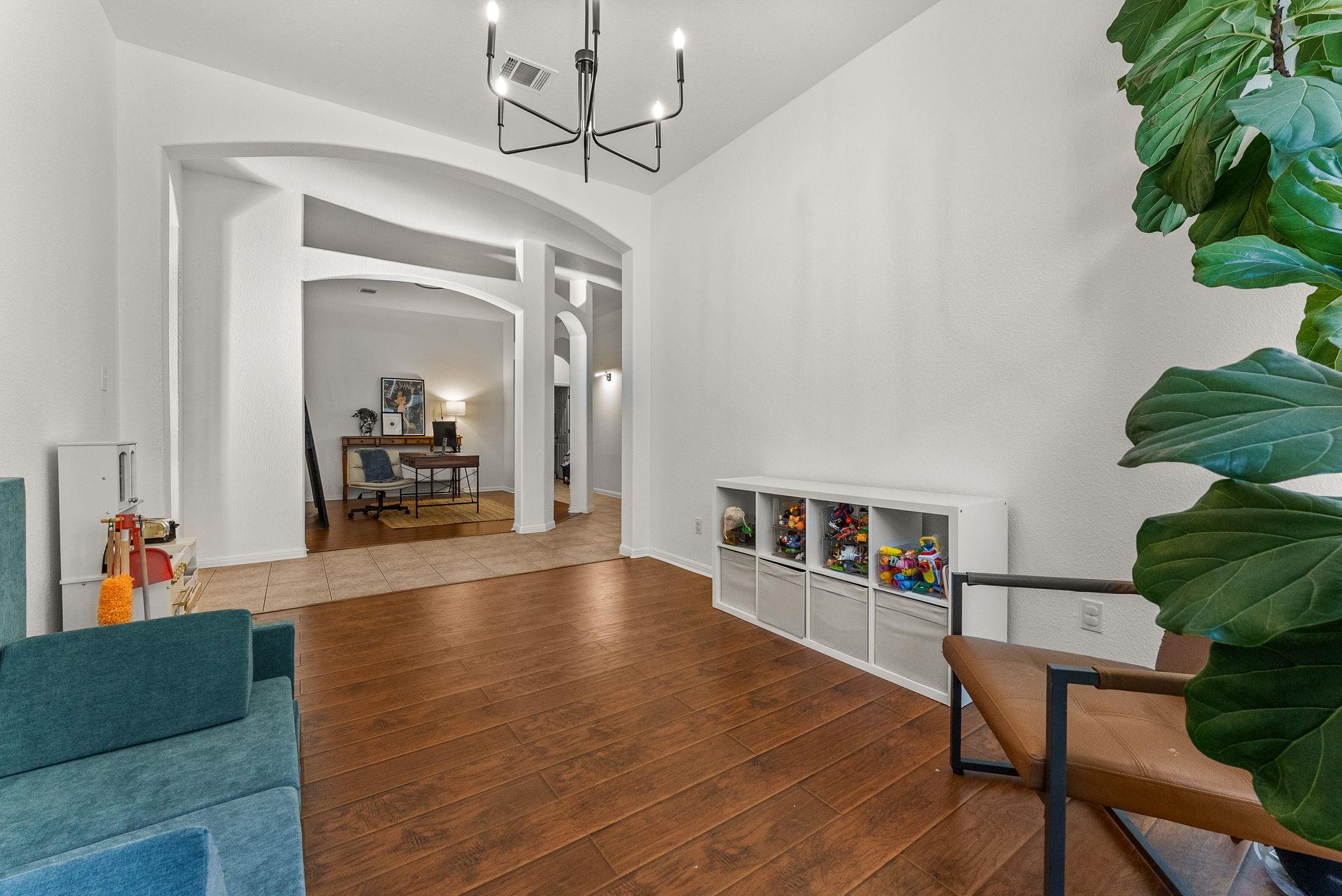 4111 Flintwood Ln, Round Rock, TX 78665