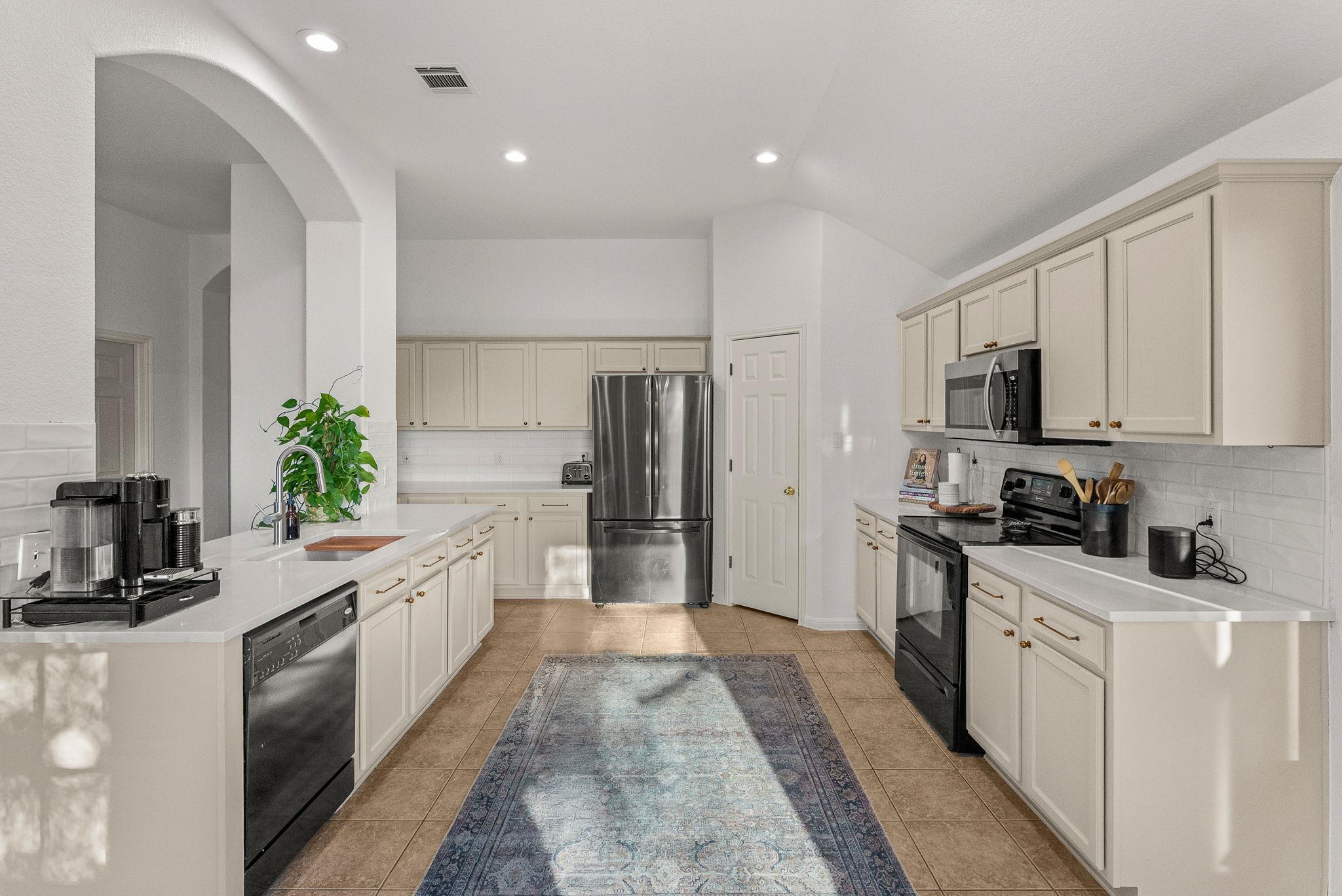 4111 Flintwood Ln, Round Rock, TX 78665