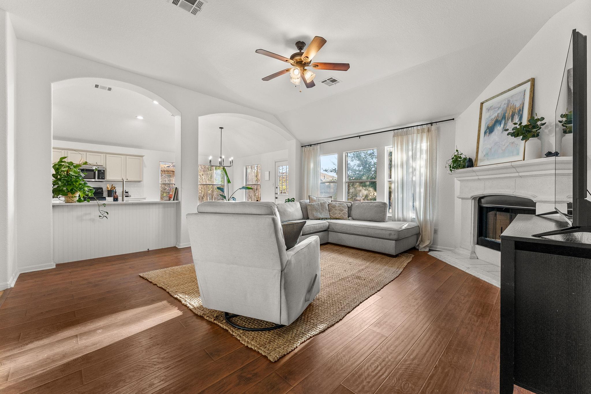 4111 Flintwood Ln, Round Rock, TX 78665