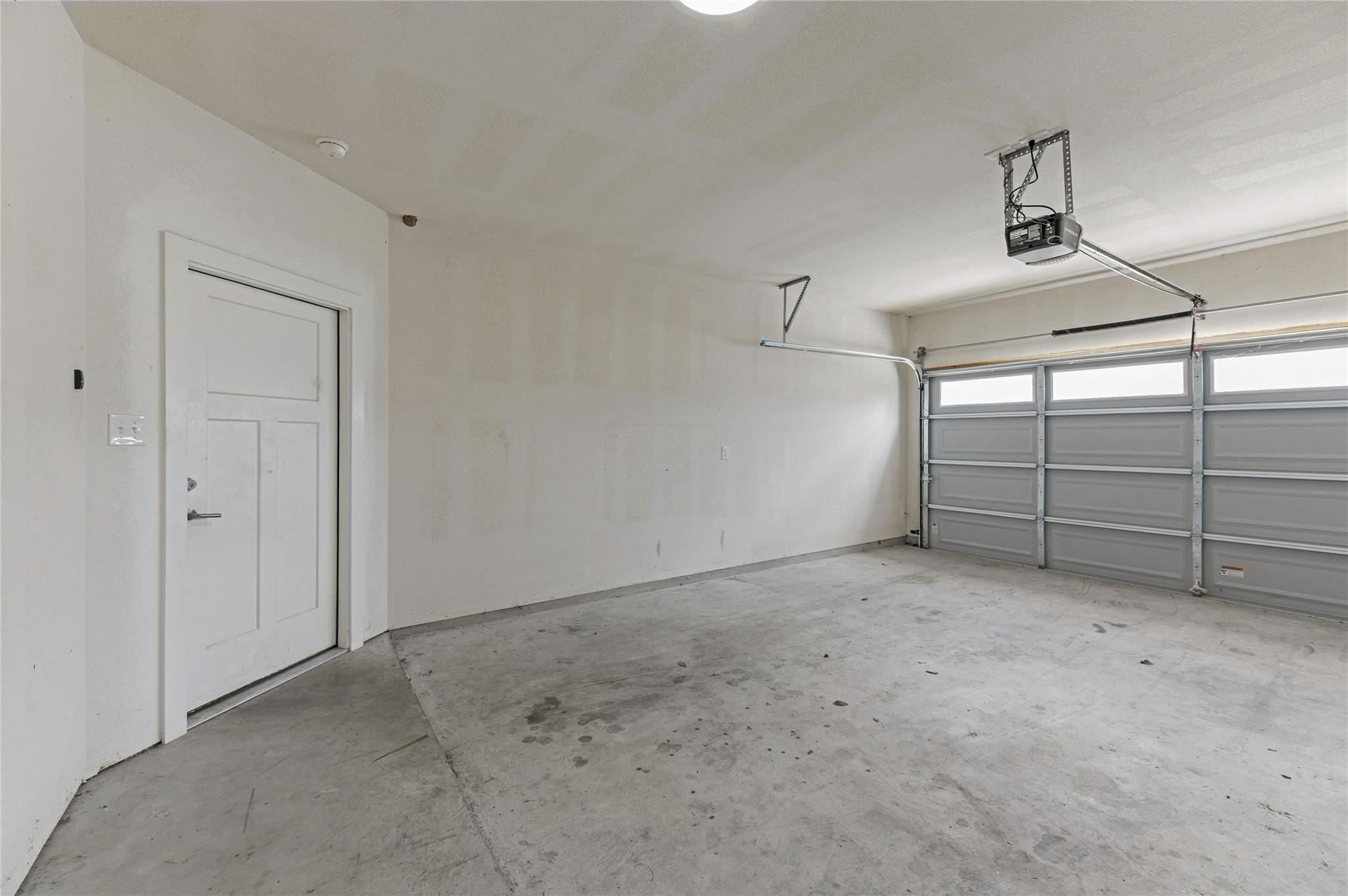 135 Koele Ct, Bastrop, TX 78602